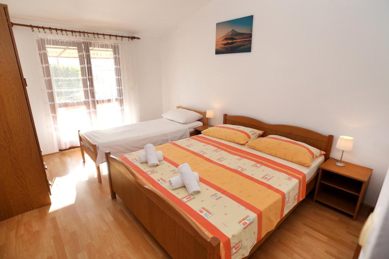 Apartman Gilan Seget Vranjica Buitenkant foto
