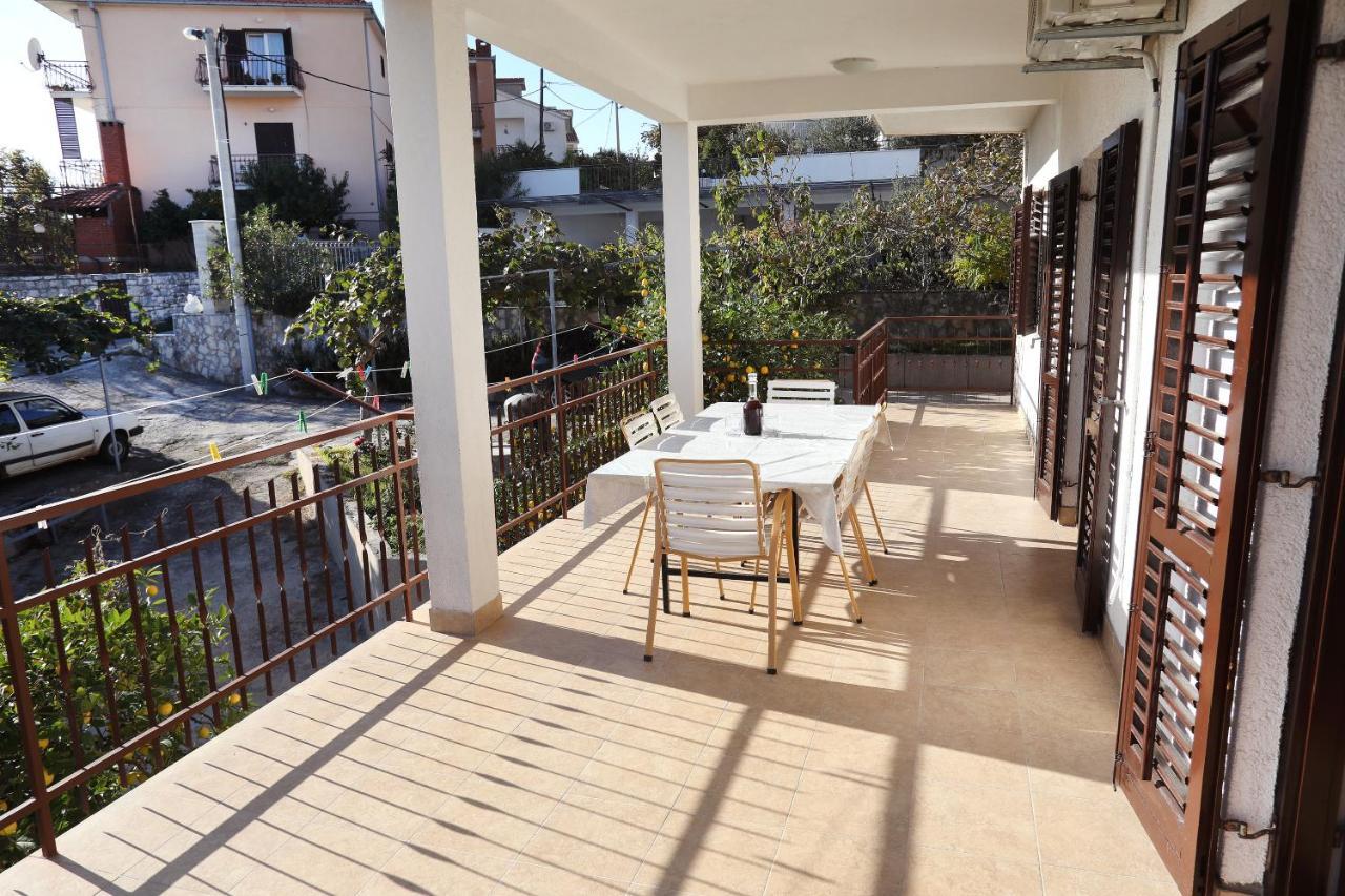 Apartman Gilan Seget Vranjica Buitenkant foto