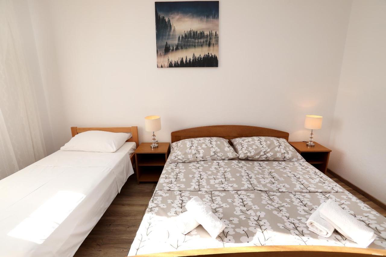 Apartman Gilan Seget Vranjica Buitenkant foto