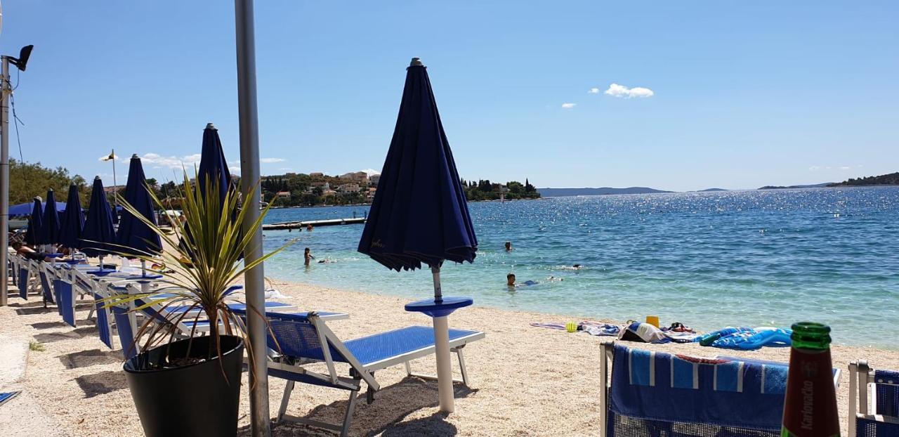 Apartman Gilan Seget Vranjica Buitenkant foto