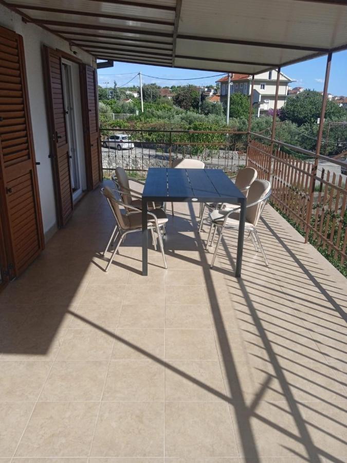 Apartman Gilan Seget Vranjica Buitenkant foto