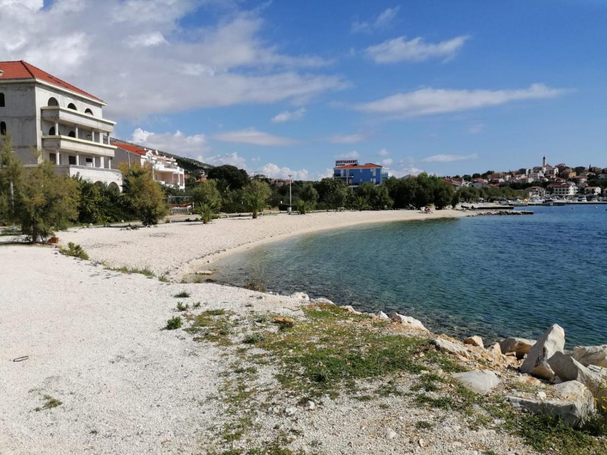 Apartman Gilan Seget Vranjica Buitenkant foto