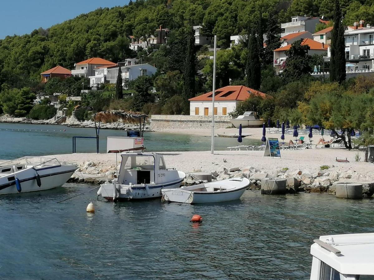 Apartman Gilan Seget Vranjica Buitenkant foto